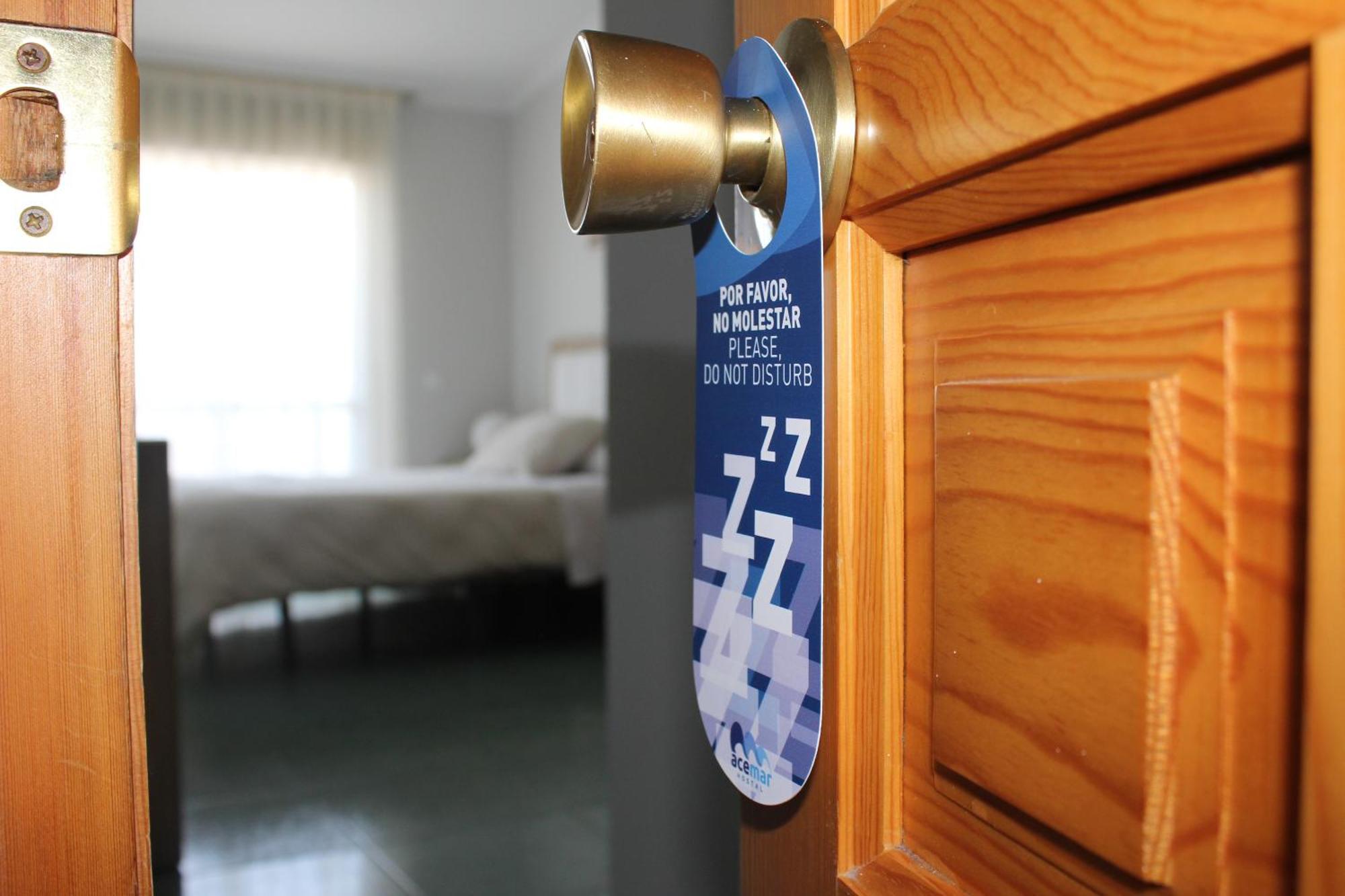 Hostal Acemar Marbella Exterior photo